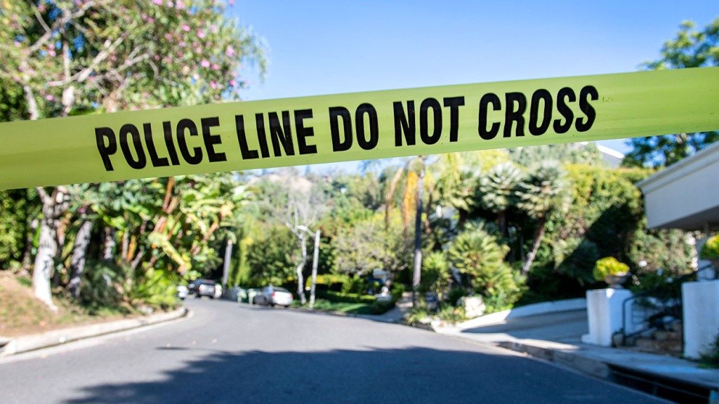 Excessive-Profile L.A. Crimes Spark Bustle for Bullet-Proof Autos, Rolex Replicas and Safe Rooms