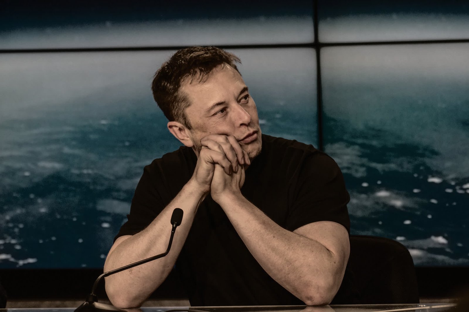 Elon Musk turns into the first particular person in historical previous to lose $200 billion