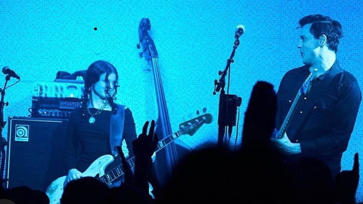 Ogle Jack White recruit his daughter on bass to assemble The Hardest Button to Button stay