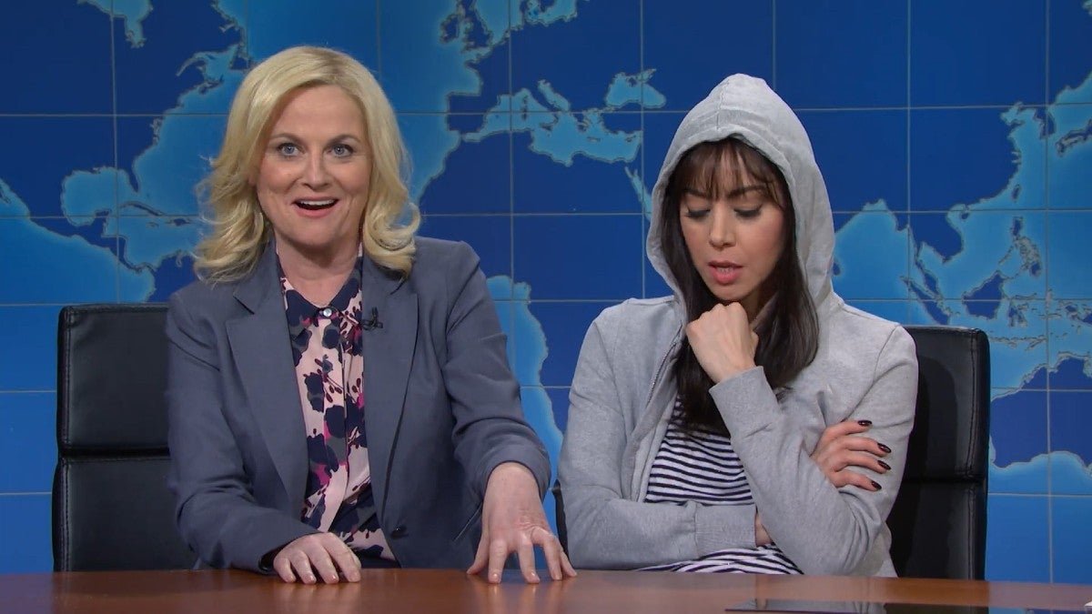 ‘SNL’: Perceive Aubrey Plaza and Amy Poehler’s ‘Parks and Rec’ Reunion At some level of ‘Weekend Update’ (Video)