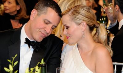 Reese Witherspoon Publicizes Her Divorce From Jim Toth